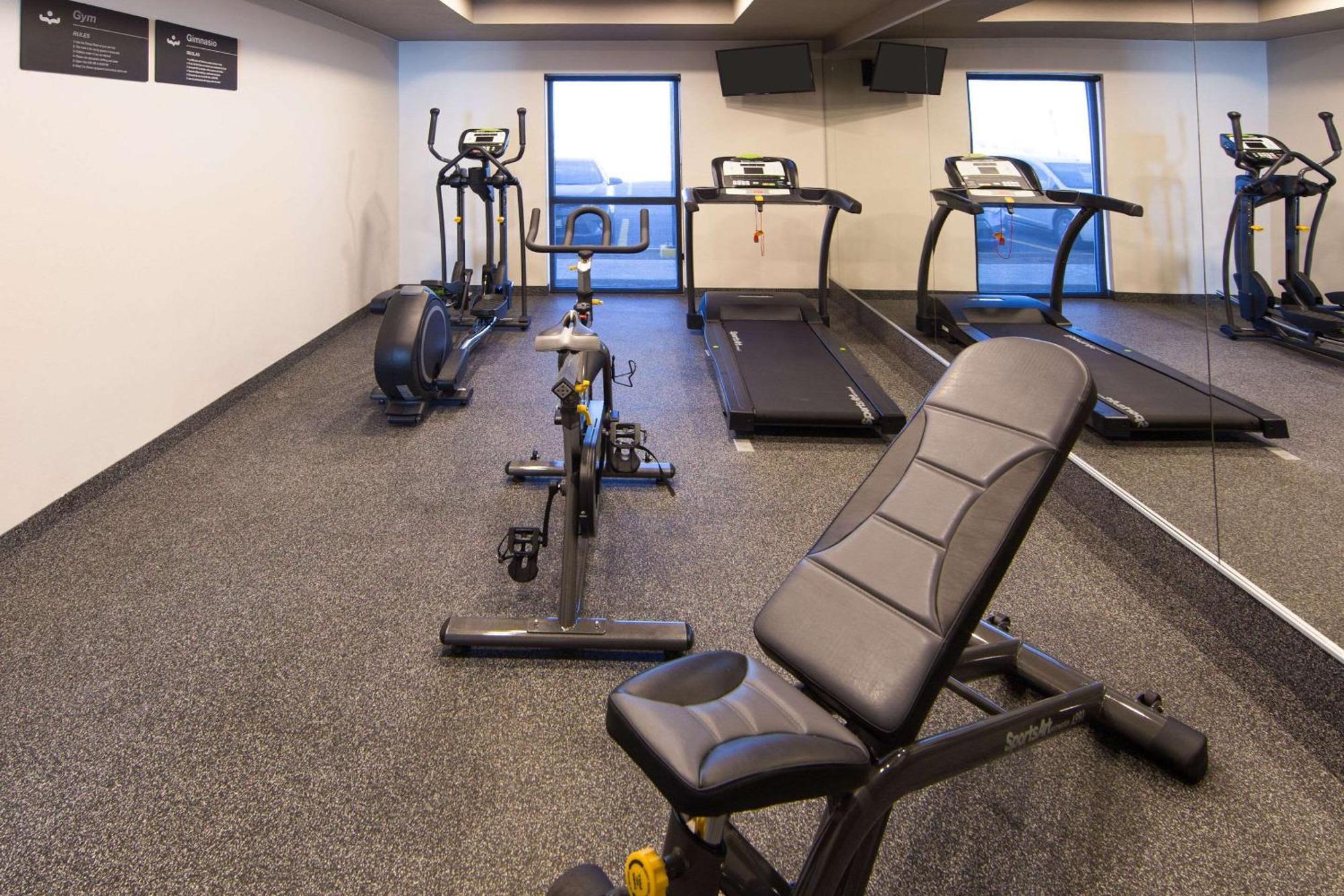 Comfort Inn Delicias Dış mekan fotoğraf